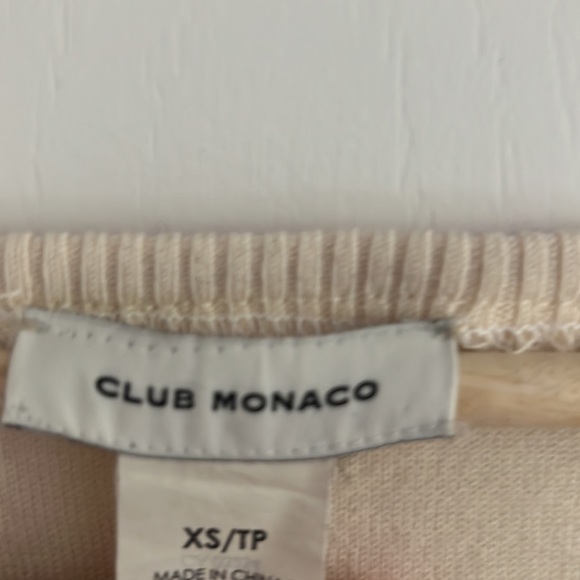 Club Monaco cashmere off white long sleeve - Picture 2 of 3